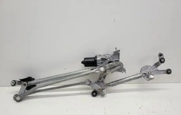 Toyota Prius+ (ZVW40) Front wiper linkage and motor WM07C 3325C006