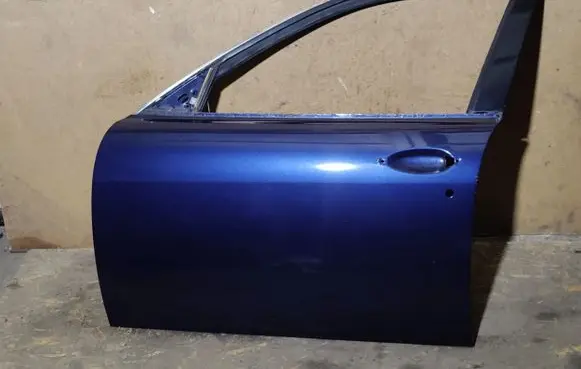 Maserati Quattroporte Front door 205458