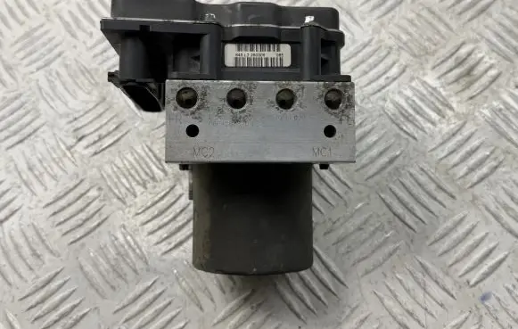 Toyota Corolla Verso AR10 ABS Pump 440500F030 445400F020