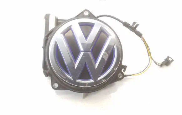 Volkswagen Golf VII Tailgate handle with camera 5GE827469E