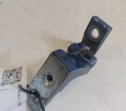 Audi A4 S4 B6 8E 8H Front door upper hinge 