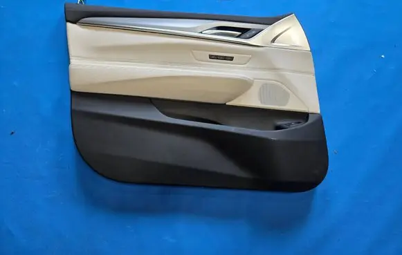 BMW 6 G32 Gran Turismo Front door card panel trim