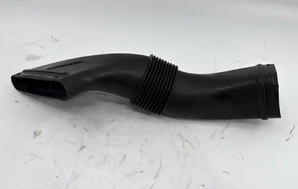 Volvo S60 Air intake duct part 8638624