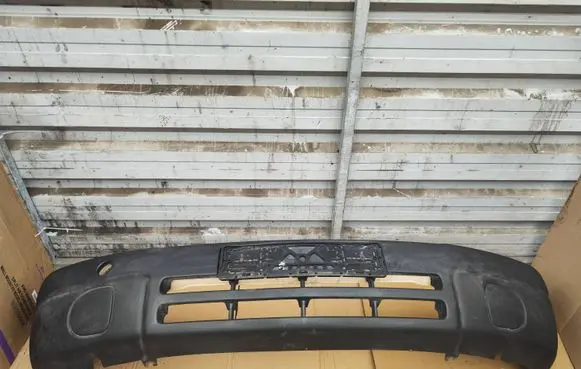 Renault Master II Front bumper 7701692462