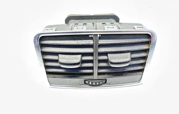 Audi A6 S6 C6 4F Rear air vent grill 4F0819203B
