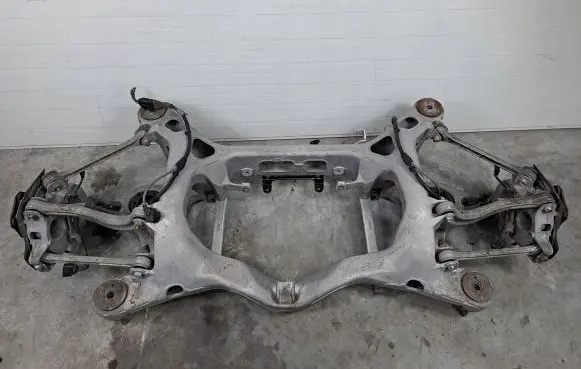 Porsche Panamera (970) Rear axle beam 