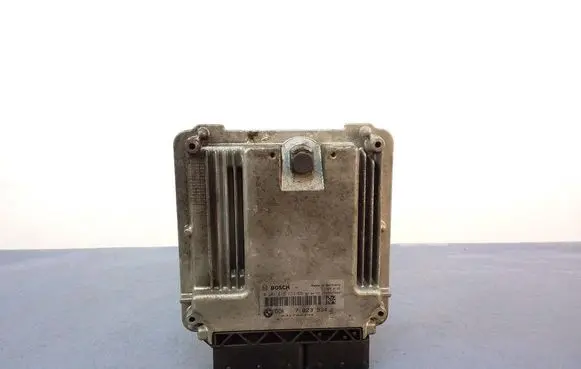 Mini One - Cooper Coupe R56 Engine control unit/module ECU 7823934