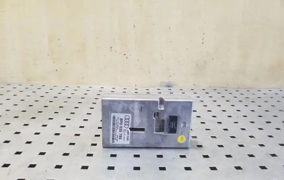 Audi TT TTS Mk2 MMI control unit 8P0035785