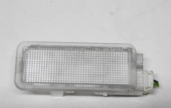 Peugeot 5008 Glove box light 