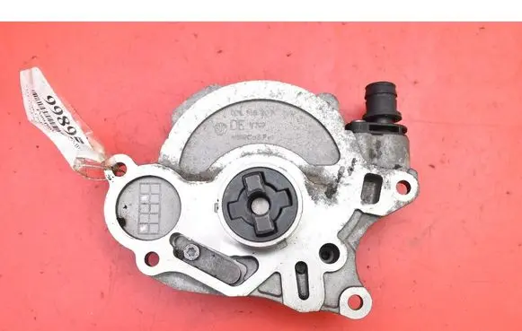 Volkswagen Golf Plus Vacuum pump 03L145207