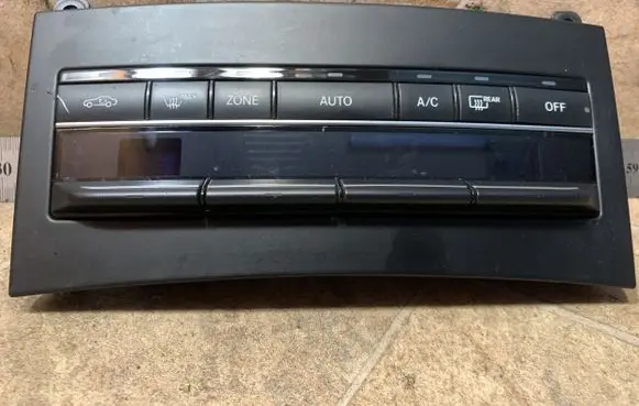 Mercedes-Benz E W212 Interior fan control switch A2129006527