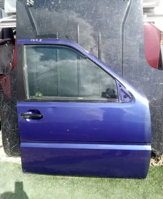 Nissan Terrano Front door