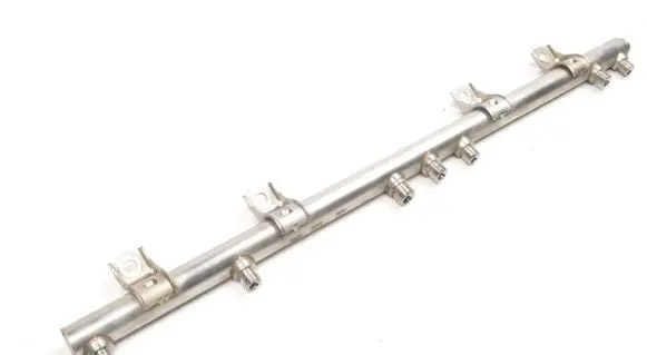 BMW 7 G11 G12 Fuel main line pipe 8648631