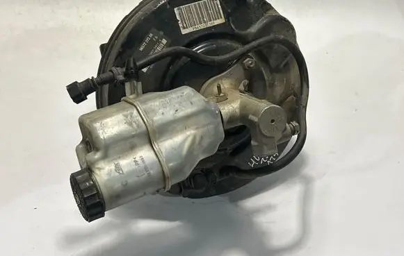 Peugeot 407 Brake booster 9657237380 03786234014