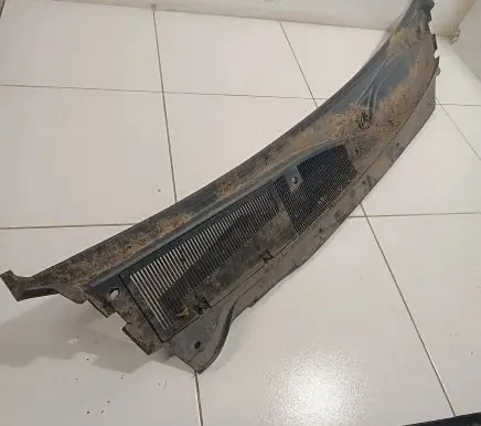 Cadillac SRX Wiper trim 184695047 4622 265PP2