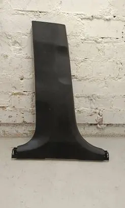 (B) pillar trim (bottom)