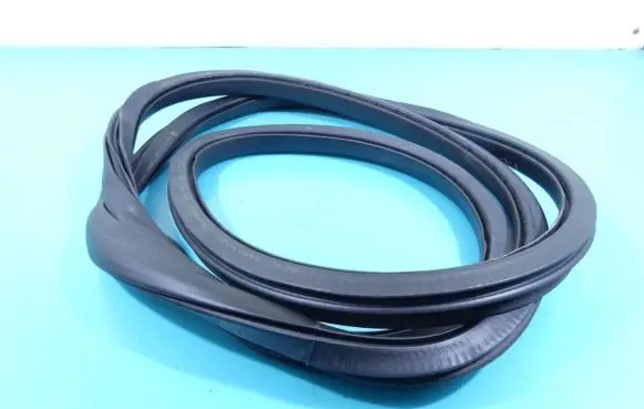 Seat Leon (5F) Front door rubber seal 5F4867365 IMPRK1294443