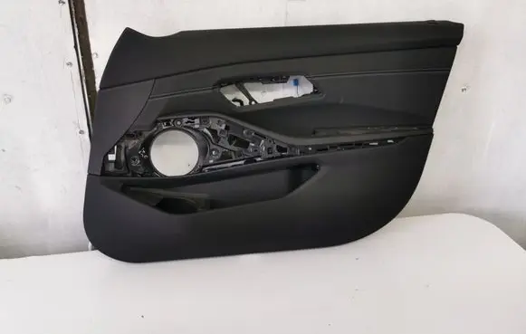 BMW 3 G20 G21 Front door card panel trim 43259741