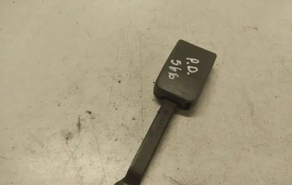 Citroen C5 Front seatbelt buckle 1361175