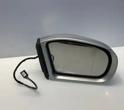 Mercedes-Benz C W203 Front door electric wing mirror