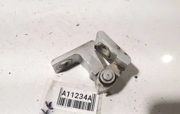 Volkswagen Cross Polo Front door upper hinge 