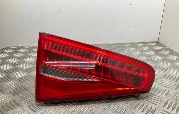 Audi A4 S4 B8 8K Tailgate rear/tail lights