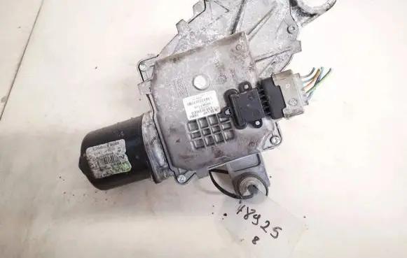 Citroen C4 I Picasso Wiper motor 53042446