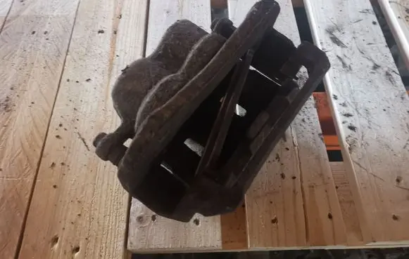 Opel Antara Front brake caliper