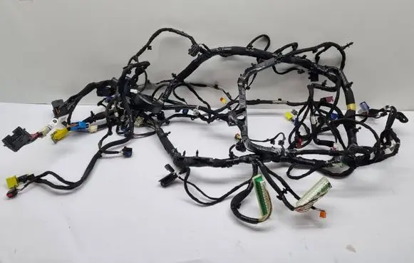 Chrysler Pacifica Panel wiring 781AC