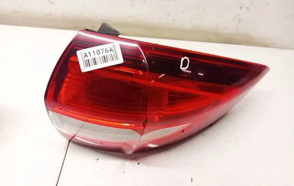 Ford C-MAX II Rear/tail lights 