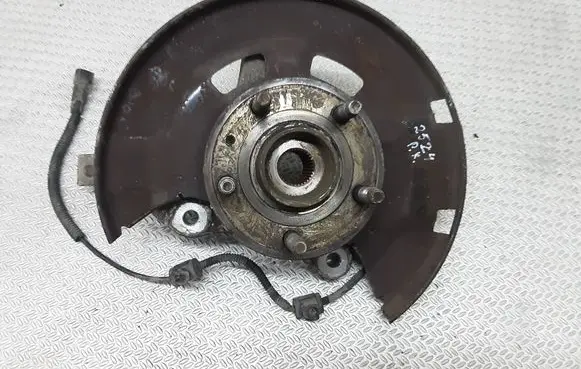 Chevrolet Cruze Front wheel hub spindle knuckle