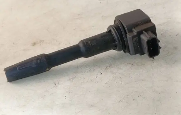 High voltage ignition coil