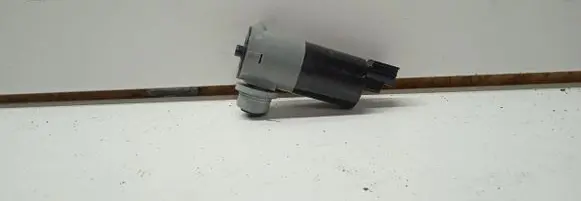 Volvo V40 Windscreen/windshield washer pump 1019873001