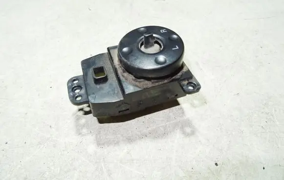 Hyundai Sonata Wing mirror switch 202005064