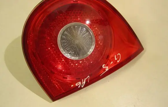 Volkswagen Golf V Tailgate rear/tail lights 1K6945094E
