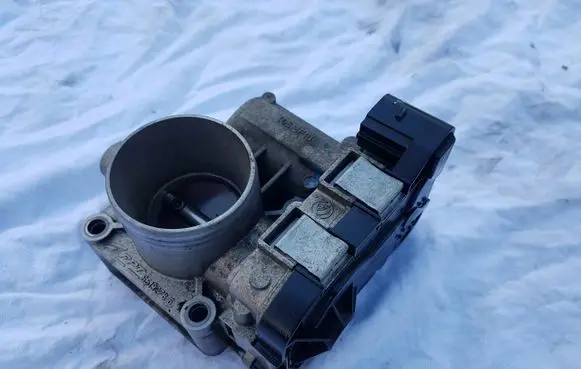 Fiat 500 Throttle valve 55192786