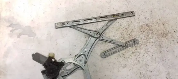 Mercedes-Benz CLK A208 C208 Front door window regulator with motor 