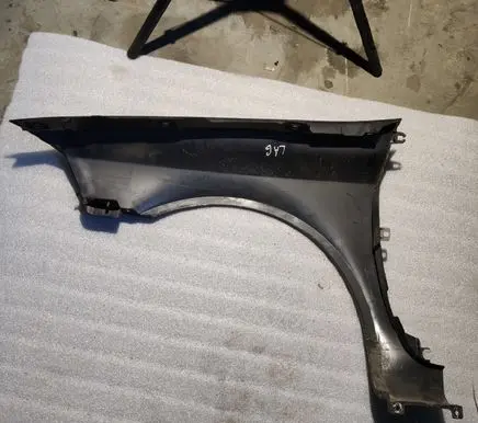 Renault Laguna II Fender