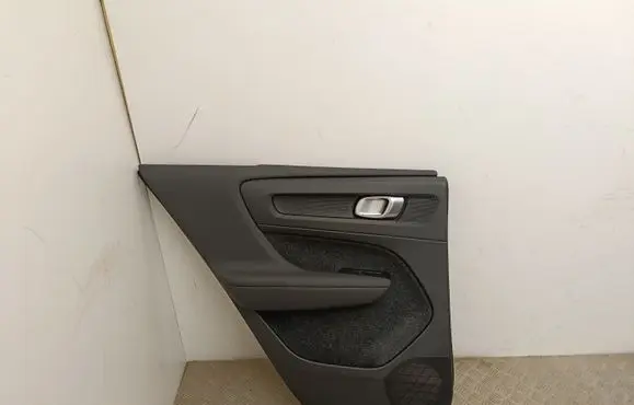 Volvo XC40 Rear door card panel trim 31407709