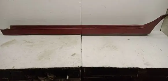 Mitsubishi Grandis Sill