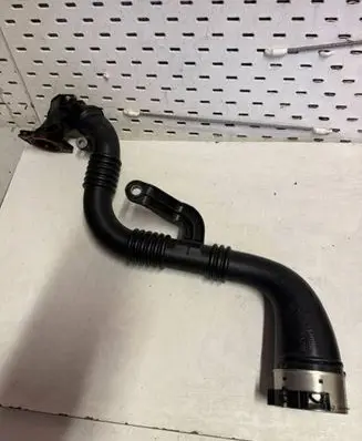 Renault Kadjar Turbo air intake inlet pipe/hose 144607323R 70565152