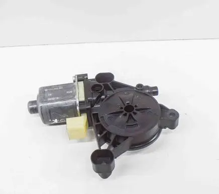 Audi A3 S3 8V Rear door window regulator motor 0130822713 5Q0959801