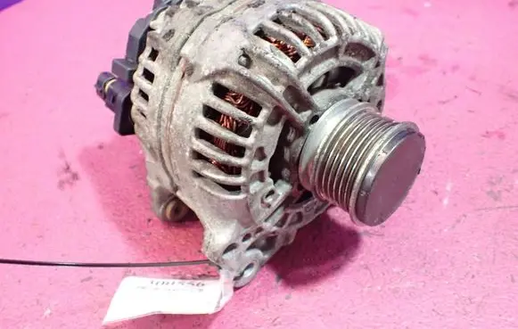 Volkswagen PASSAT B6 Generator/alternator 06F903023F