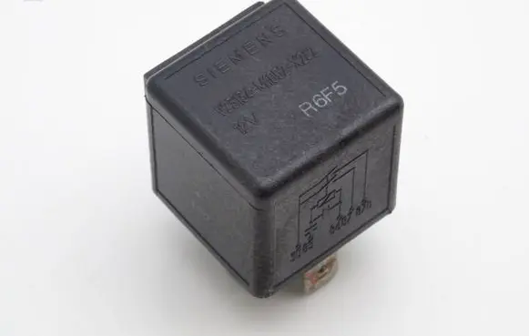 Volkswagen Golf IV Other relay V23134M1052X242