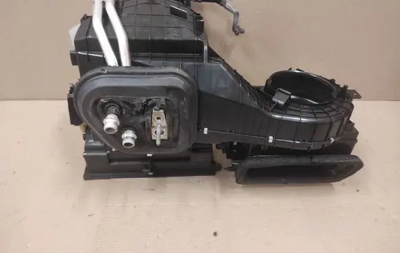 Opel Astra J Interior heater climate box assembly 13402730