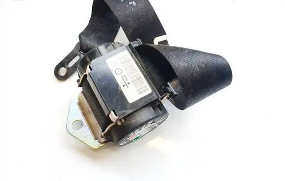 BMW X1 E84 Front seatbelt 34058428a