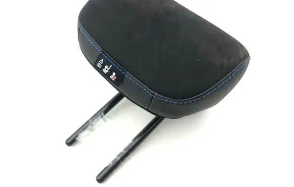 Renault Austral Rear seat headrest 