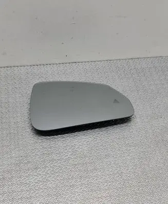 BMW 2 Active Tourer U06 Wing mirror glass S5A18088 P62817 0008M7T6