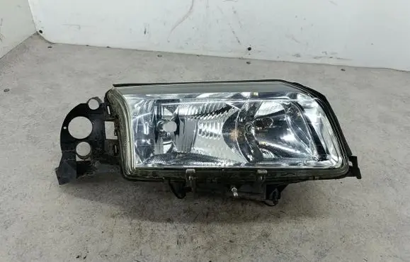 Volvo S80 Headlight/headlamp 8693558