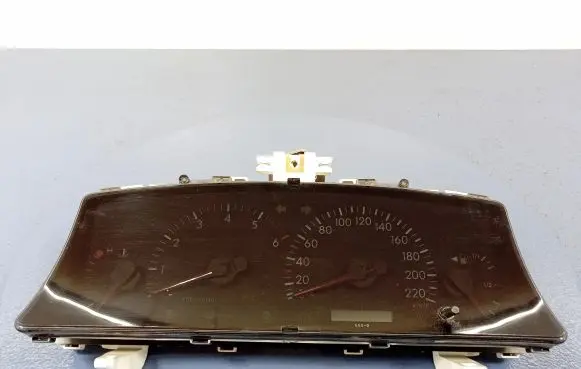 Toyota Corolla Verso E121 Speedometer (instrument cluster) 83800-13150